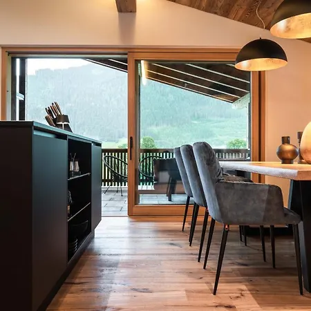 Hohe Tauern Lofts Panoramabahn By Alpina-Holiday Dorf  Exterior photo